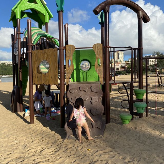 全港最大的大白灣沙灘兒童遊樂場