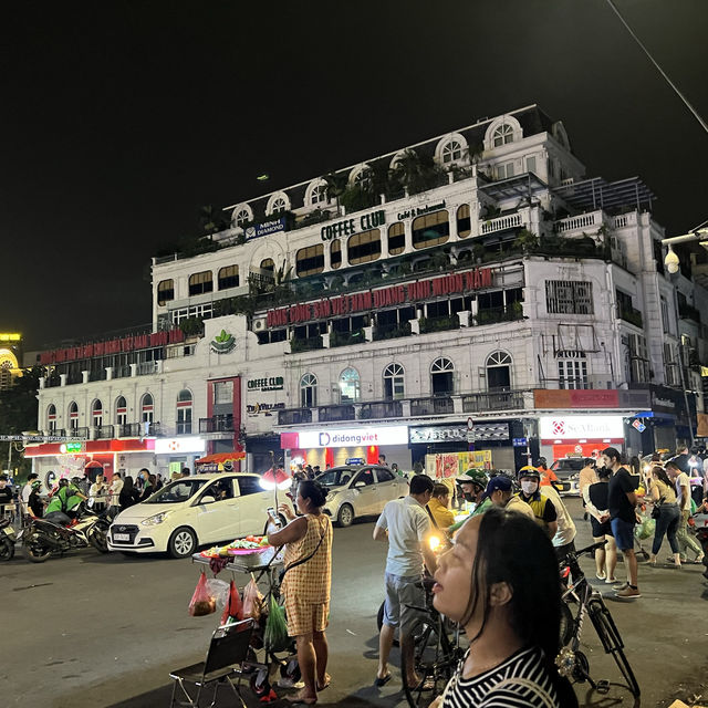 Dong Kinh Nghia Thuc Square Quảng Trường Đông Kinh