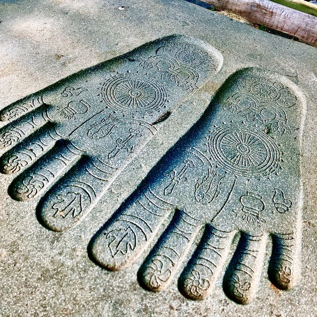 【京都】お釈迦様の仏足石