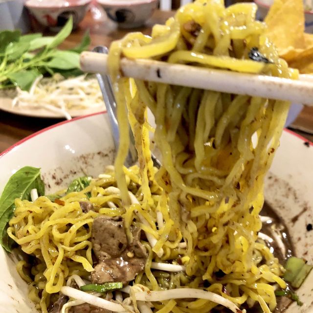 ก๋วยเตี๋ยวนายช่าง