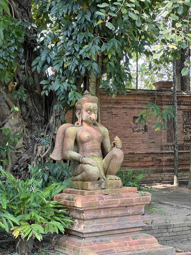 ร้านลับ‼️เมืองลำพูน เหมือนหลุดไปอยู่เมืองเก่า