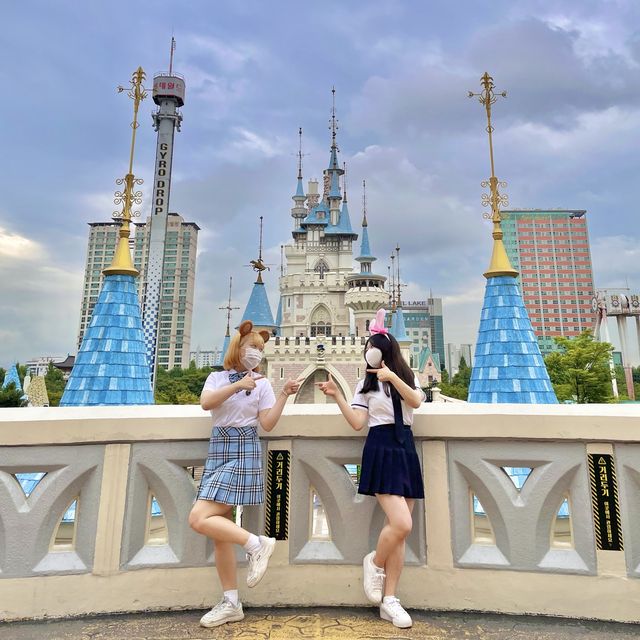 롯데월드에는 교복입고 놀러가기!🎠