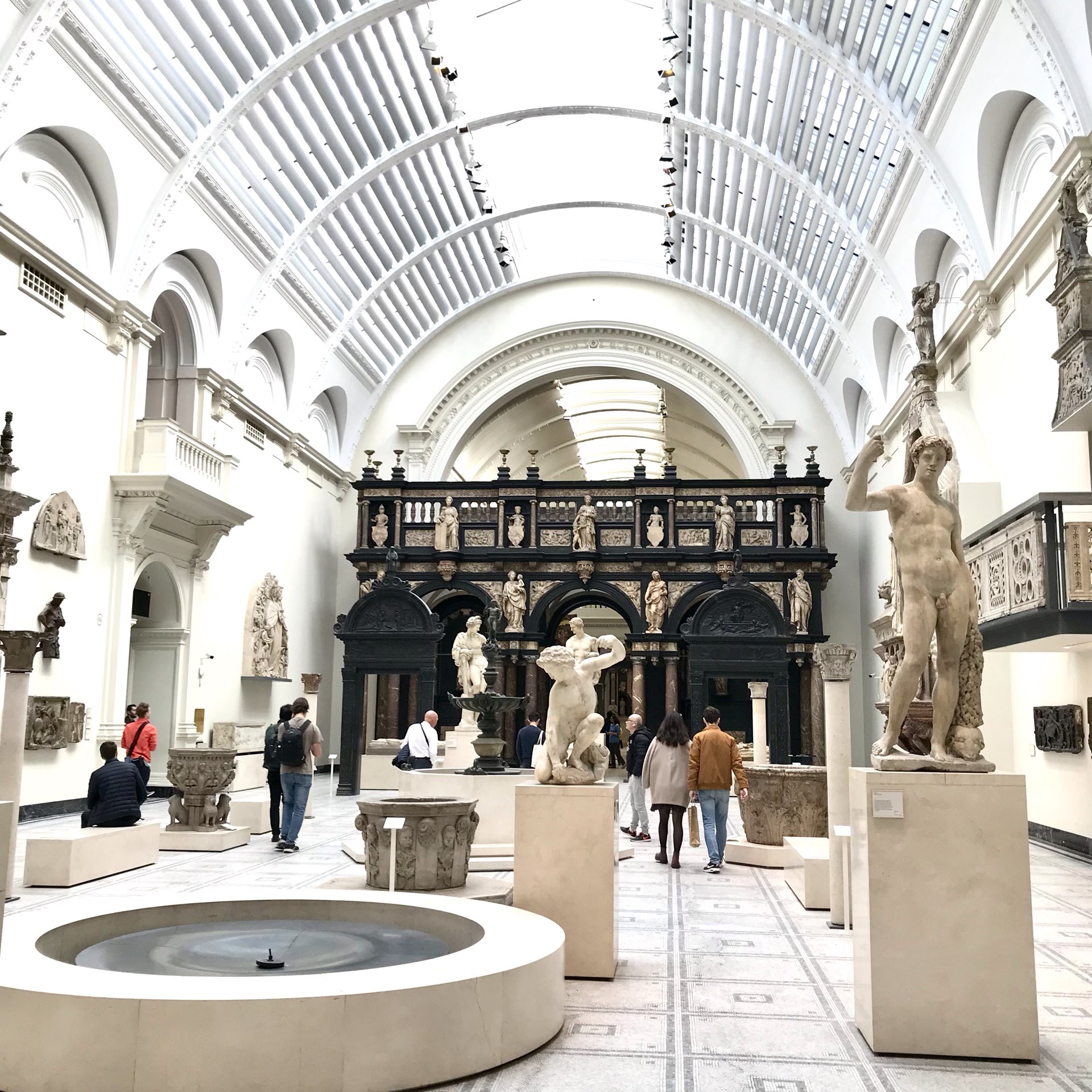 Va Victoria Albert Museum  Museums London — FREE resource of all 200  museums in London.