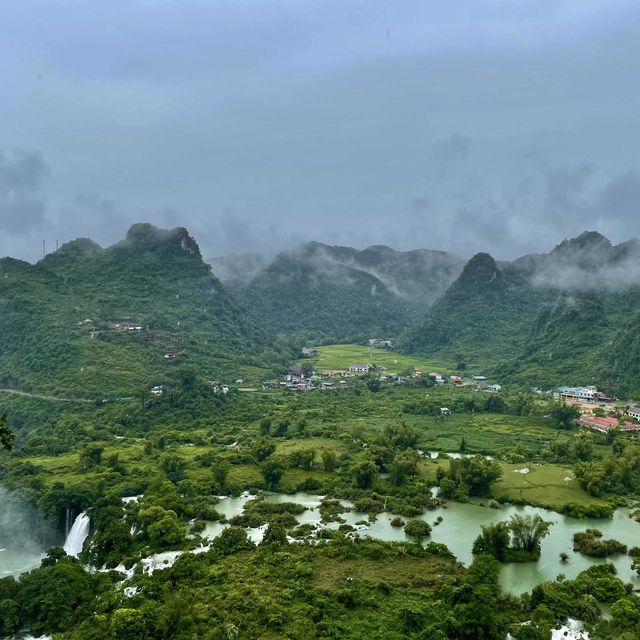 Detian waterfalls  Detian waterfalls
