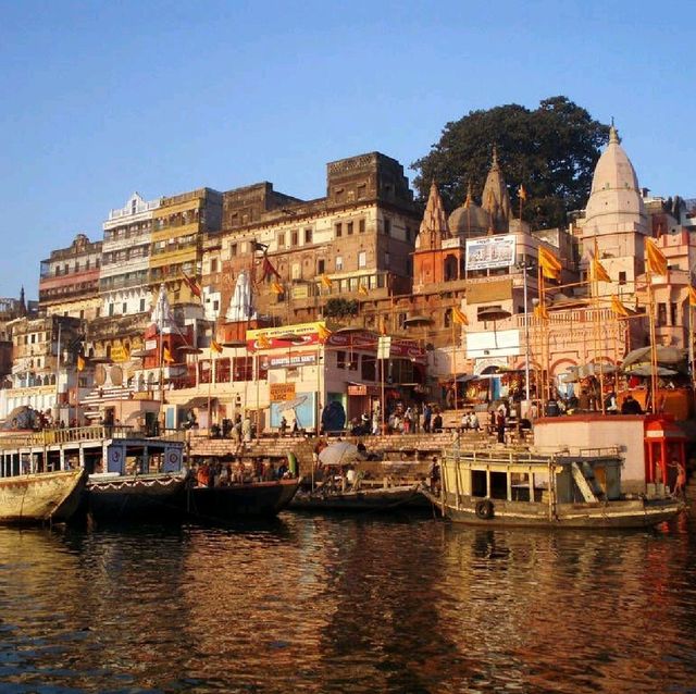 Varanasi the Ganga lamd