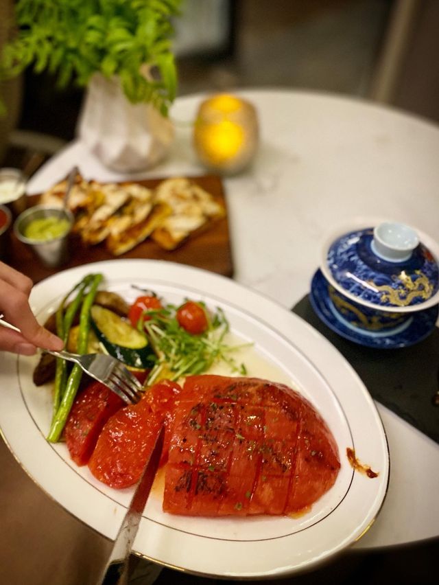 Oasis Bar & Grill (尖沙咀)