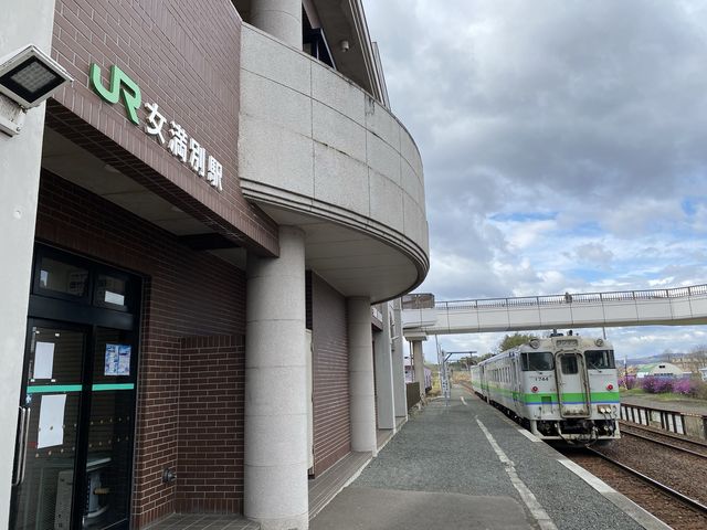 地方駅の魅力。駅と併設！女満別大空町図書館。