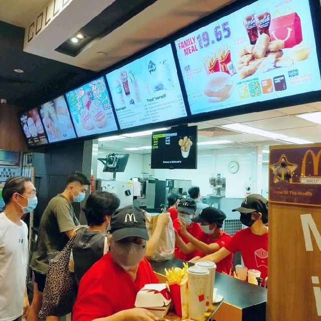 MacDonald's @ Waterway Point