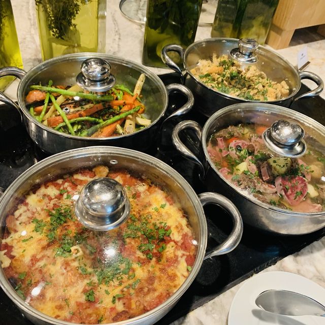 Weekend黃昏自助午餐