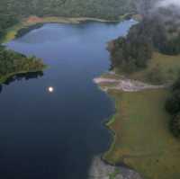 Other side of Mapanuepe Lake (5:30am shot)
