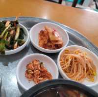 광주 해장 실내데이트 하기에 좋은 반도족발선지국