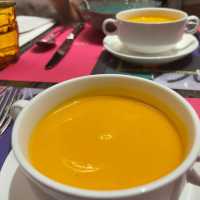 Monkey Cafe 英皇駿景酒店