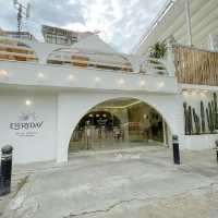 👉รีวิวคาเฟ่ :  Everyday MooKrata Cafe & Bar  