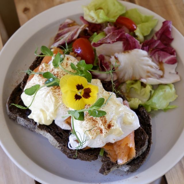 簡約木系中式Cafe