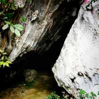 Tham Loup and Hoi Cave 