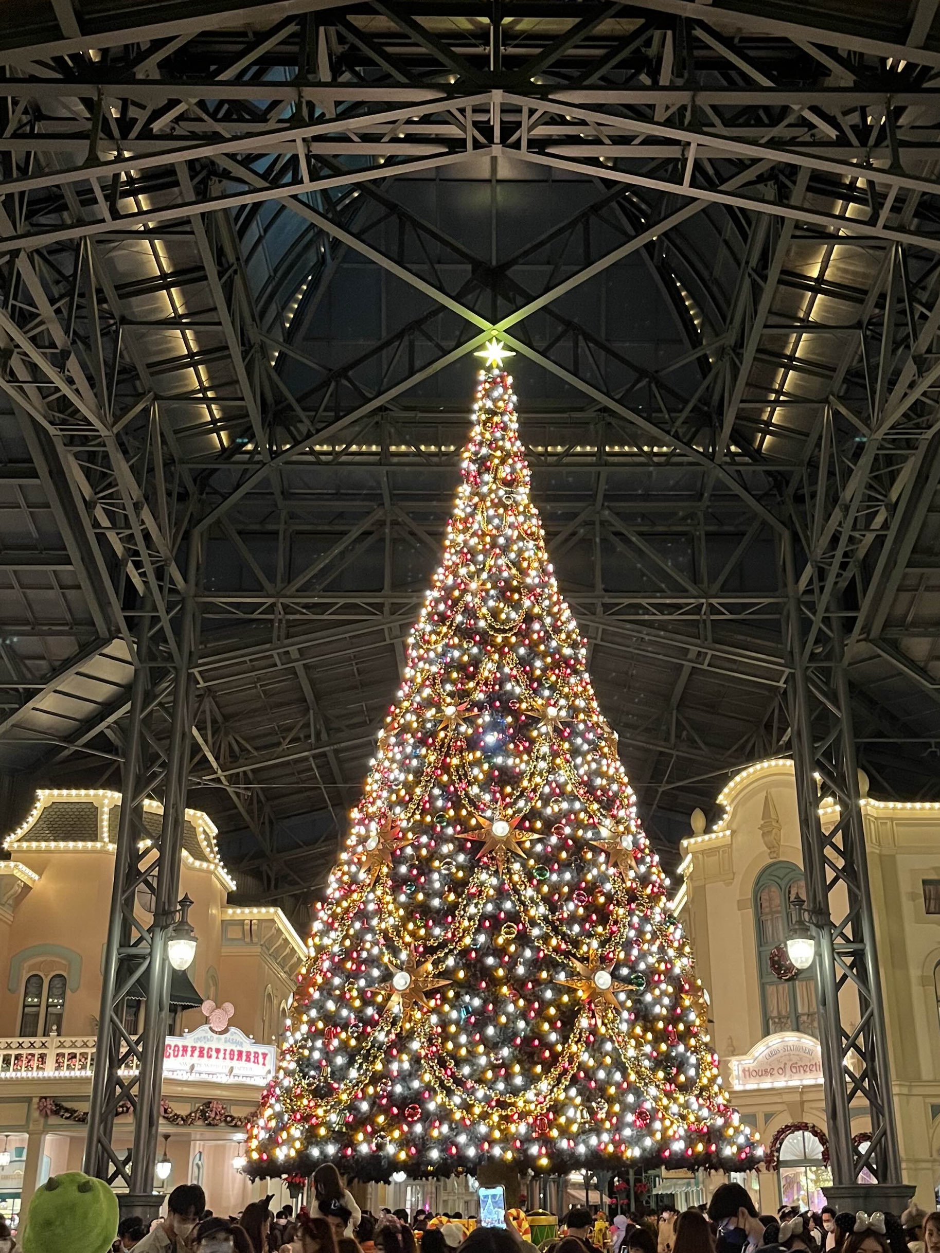 ディズニークリスマス シンデレラ城周辺映えスポット Trip Com 浦安の旅のブログ