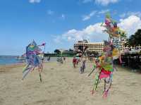 ชายหาดพัทยาตอนนี้เป็นหาดว่าวไปแล้ว 