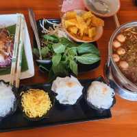 Waerfall coffeee ร้านก๋วยเตี๋ยวถูกปาก บ้านบึง 