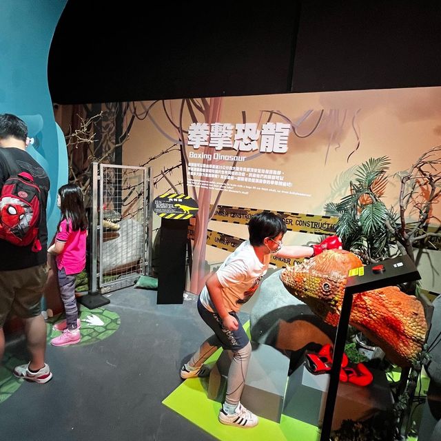 《侏羅紀X恐龍樂園》重開至6月12日！