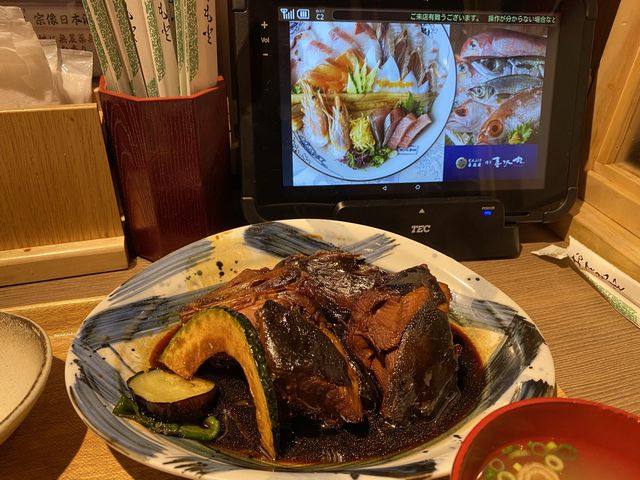 福岡の魚。繁華街『天神』で気軽に魚の定食。
