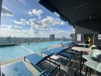 Hill TOP SKY BAR