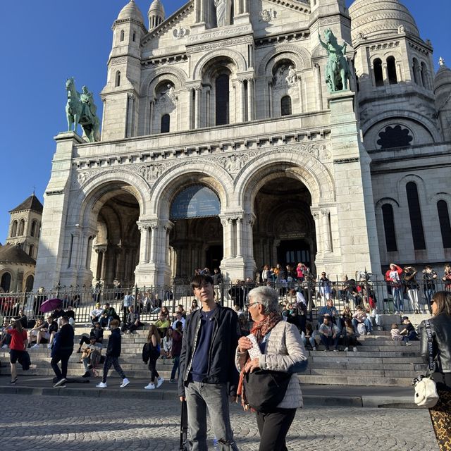 One of Paris’ Most Beautiful Chapels