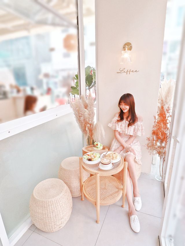 紅磡絕美奶油風打卡 Cafe  