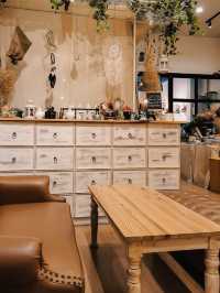 Sprucy Cafe & Bakery 