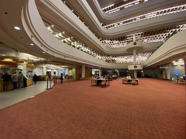 Toronto Public Library 789 Yonge Street