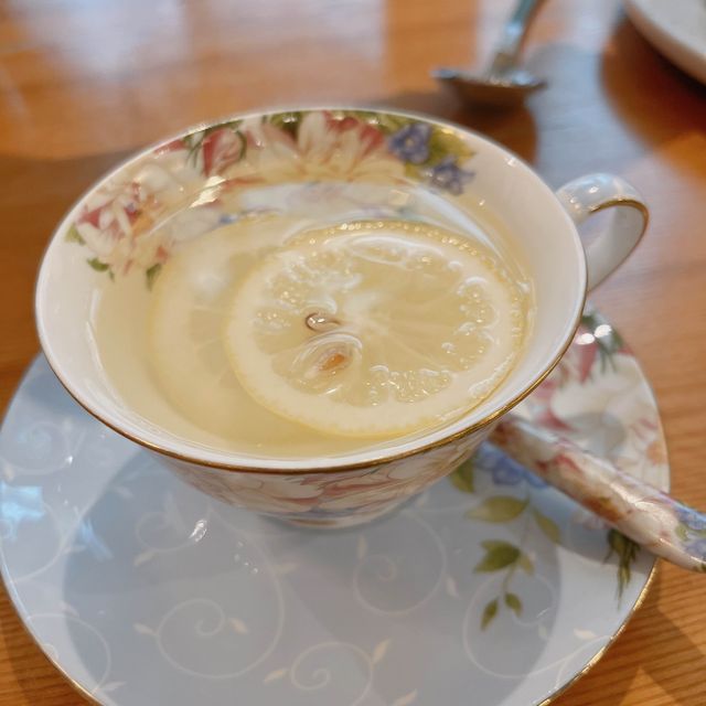 "Delicious Eatery (何文田)"