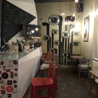 papillon 🦋 Cafe ร้านเงียบ ๆ สุดลับในโรมาเนีย