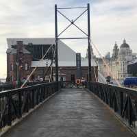 英國新建的最大的國家海濱博物館。The Museum of Liverpool