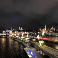 모스크바에 가장 멋진 야경을 보고 싶다면!! 모스크바 강으로 고고싱~~!