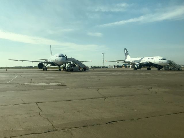 Leaving Khabarovsk - Airport - Airplanes 