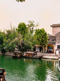 A slice of the Venice of the East 🛶🌿✨