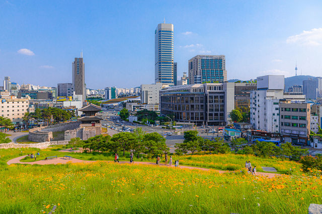 서울 여행지 '흥인지문 공원'