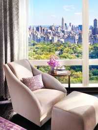 Located in the east of New York, the Mandarin Oriental hotel overlooks the Hudson River and Central Park. ✨