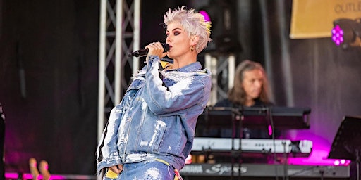 PiNK -The best tribute in the world- Vicky Jackson UK To | Empire Rochdale