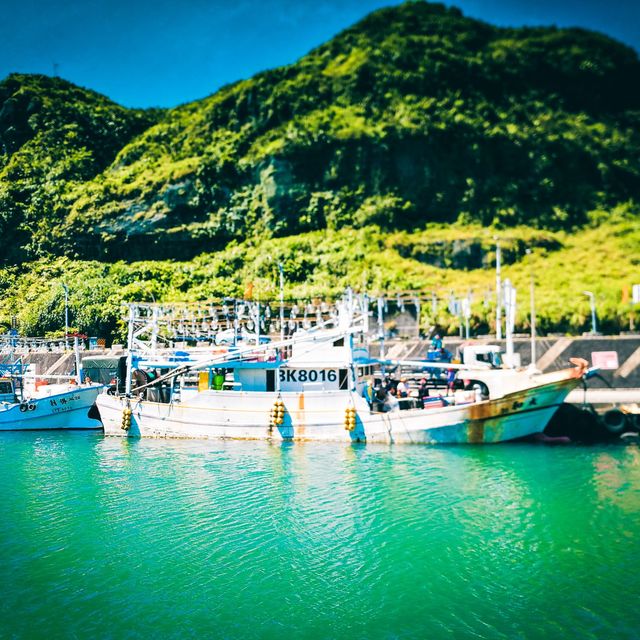 捷運美食往往是北部人聚餐地點的首選 來到松山新店線(綠線)與文湖線(棕線)交界的南京復興站 這邊應該算是北市精華地段之一 而這個捷運站從B2~2F 真的是高低差有夠大 每次要從新店線到文湖線都要走好久