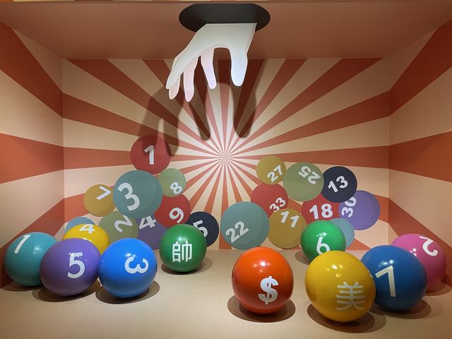 色廊重磅回歸 色廊展2.0 – 夢境製造所｜男生也可以在裡面拍得很瘋狂｜網帥網美攝影師都可以無極限的狂拍