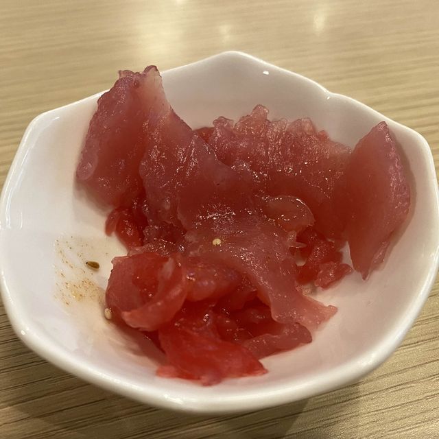 【沖縄】糸満市のおさかなセンター内で味わう絶品マグロ