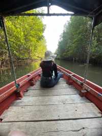 ล่องเรือชมวิว 🚣