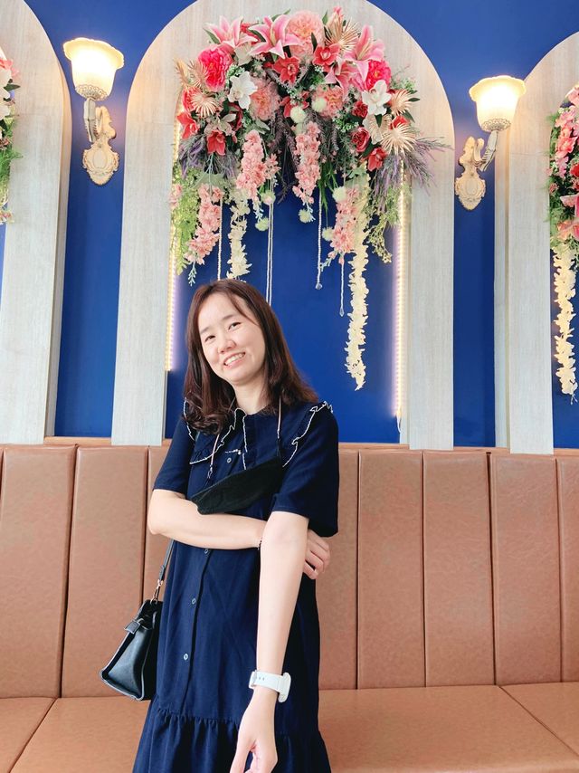 “หอมละมุน” คาเฟ่เปิดใหม่สไตล์ฝรั่งเศส 