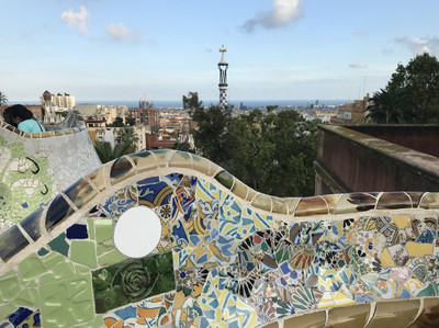 スペイン🇪🇸 ガウディ死後に有名スポットになったグエル公園をご紹介