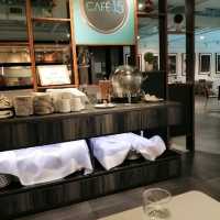 君立酒店～餐廳Cafe