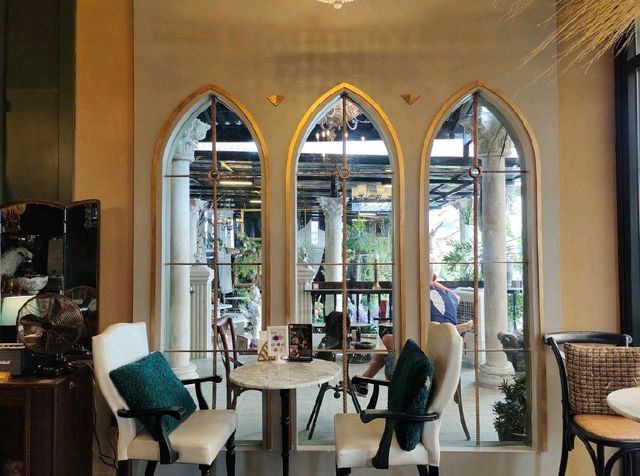 คาเฟ่หัวหิน 22 House’s café สไตล์ยุโรป สวยมาก