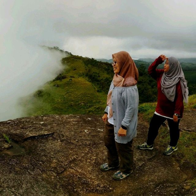 Hiking in the higlands of Munnar