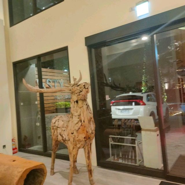 誠闊礁溪渡假飯店-北歐風的大廳