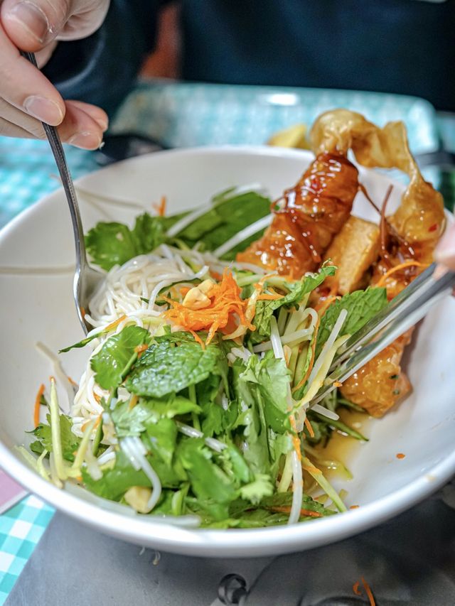 懷舊打卡美國風，多國素食尋不同