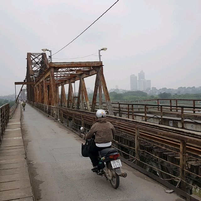 河內必玩景點--Long Bien Bridge龍邊橋